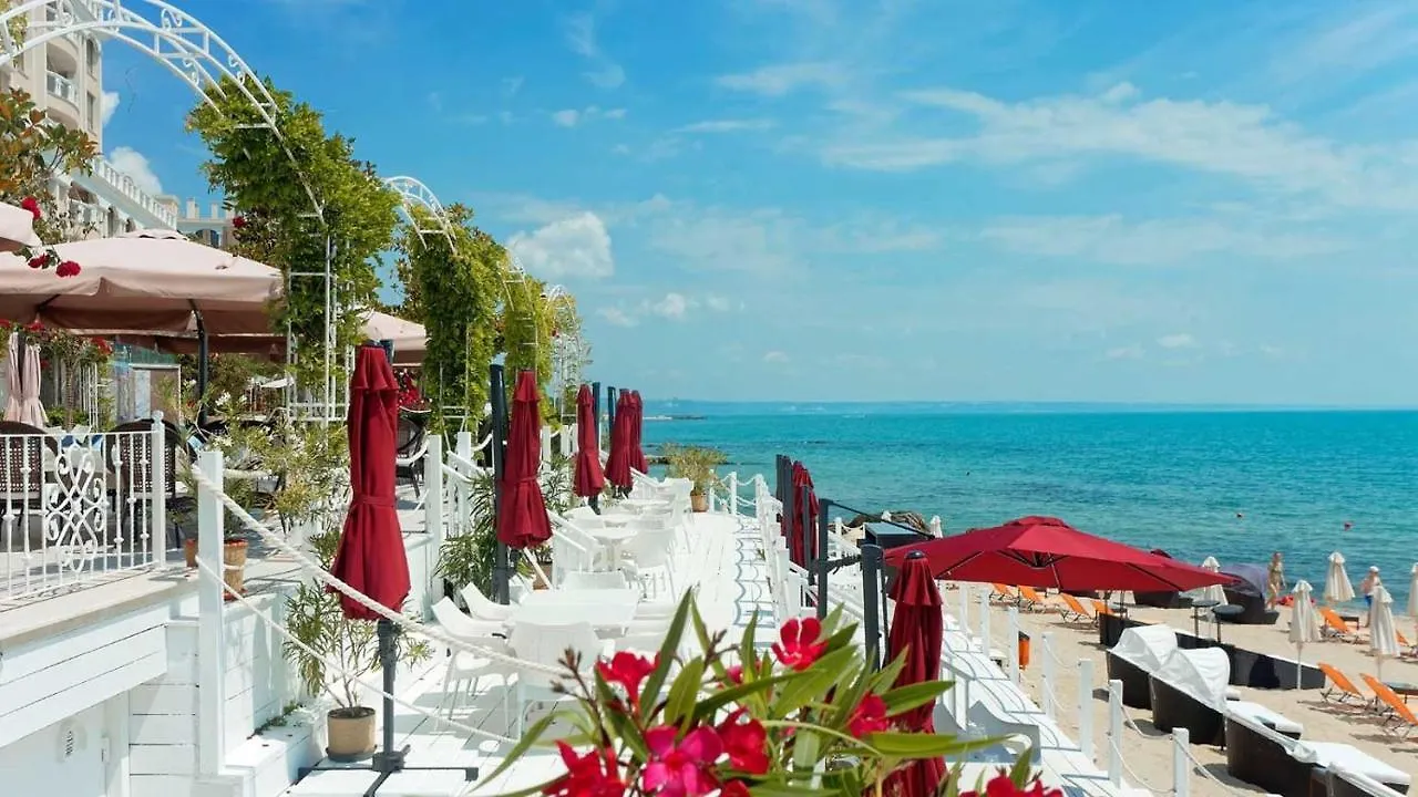 Luxurious And Panoramic Apartments At The Beach In La Mer Complex 金沙