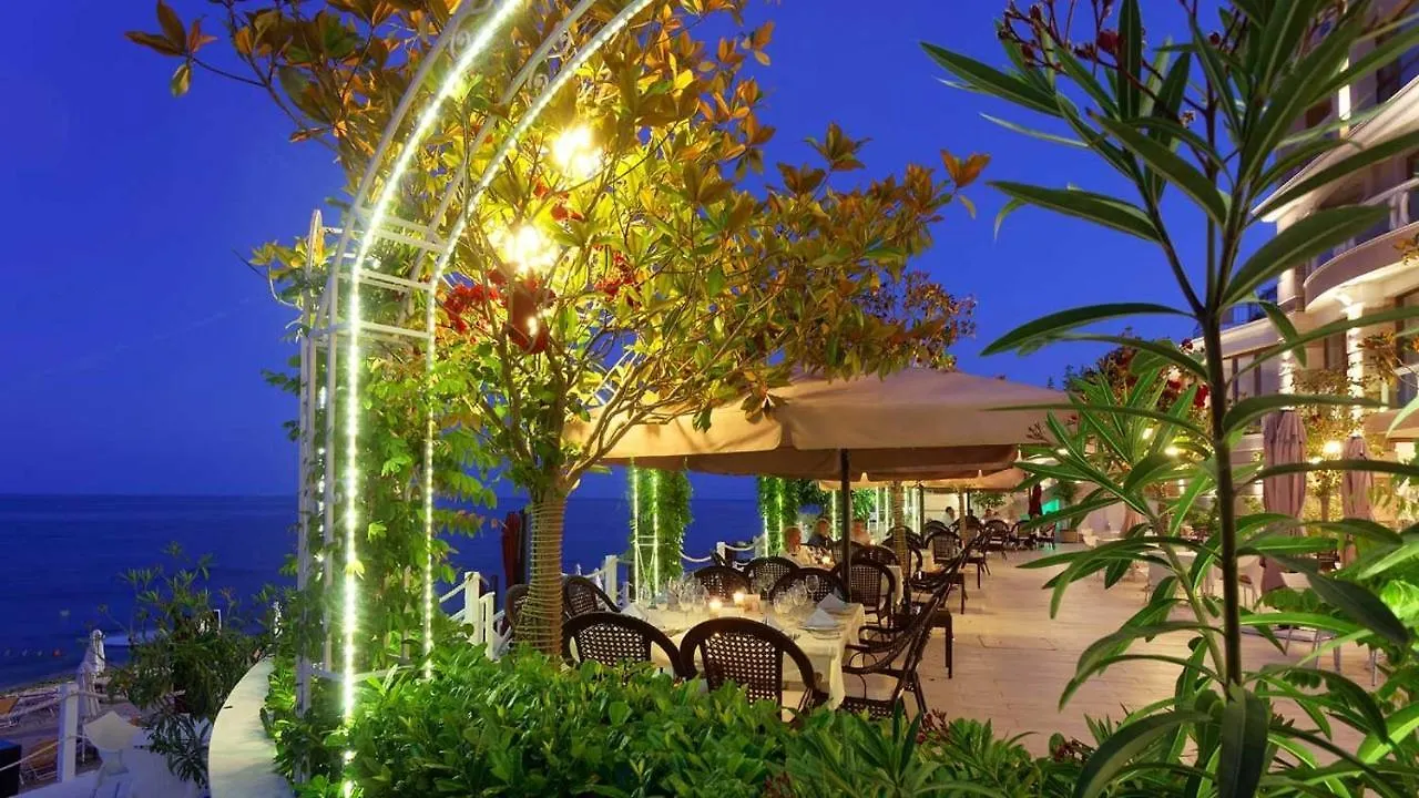 Luxurious And Panoramic Apartments At The Beach In La Mer Complex 金沙