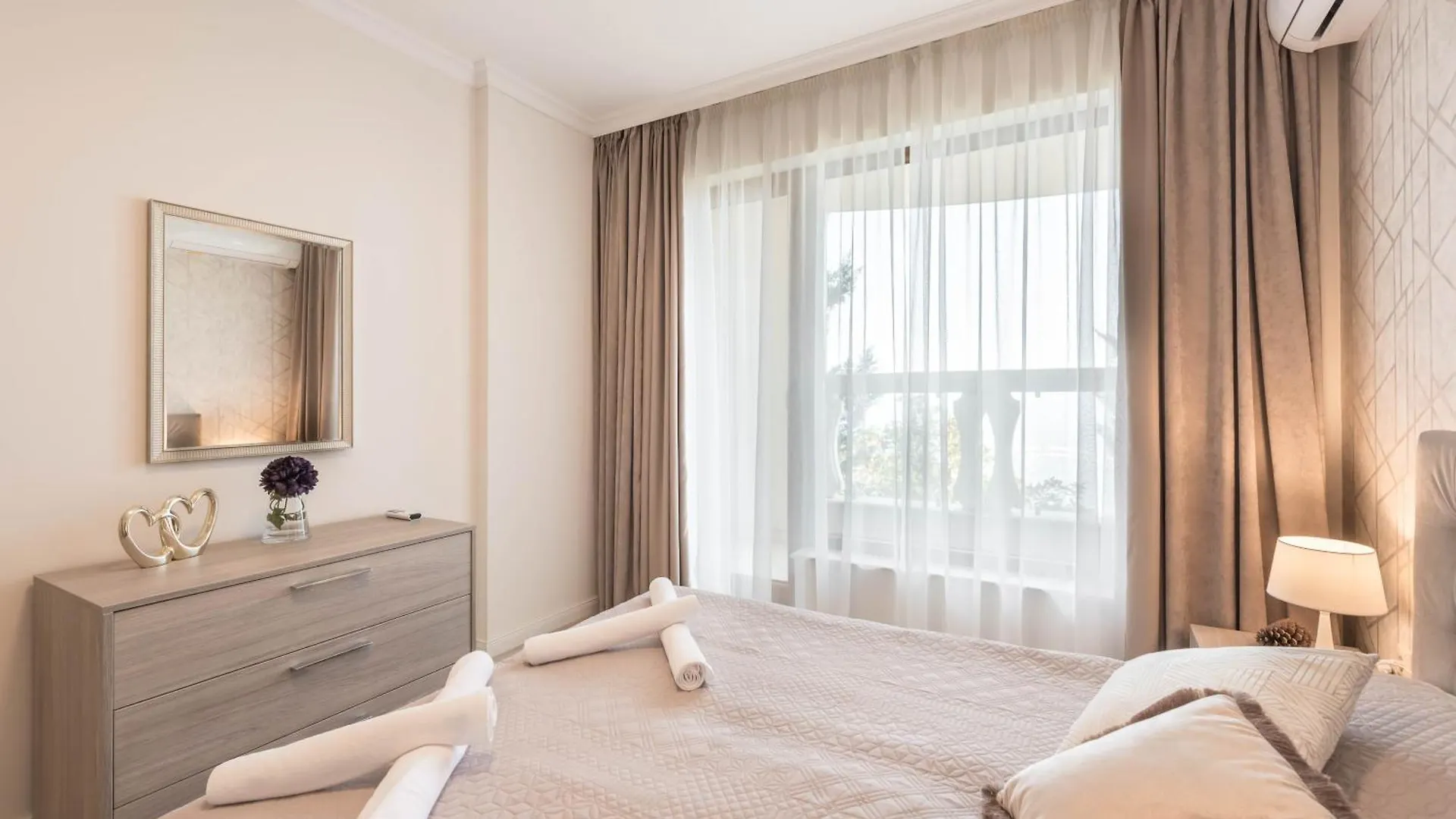 Luxurious And Panoramic Apartments At The Beach In La Mer Complex 金沙