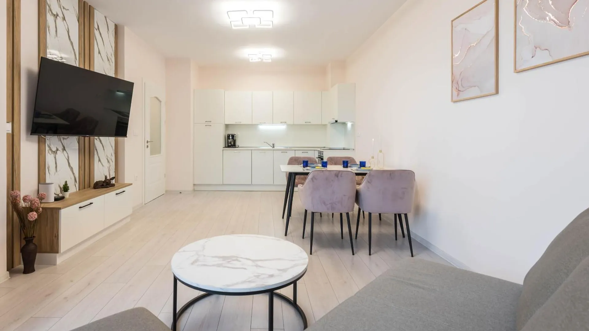 Luxurious And Panoramic Apartments At The Beach In La Mer Complex 金沙